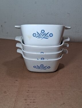 4 Vintage Corningware CORNFLOWER  Petite Pans  P-42-B No lids